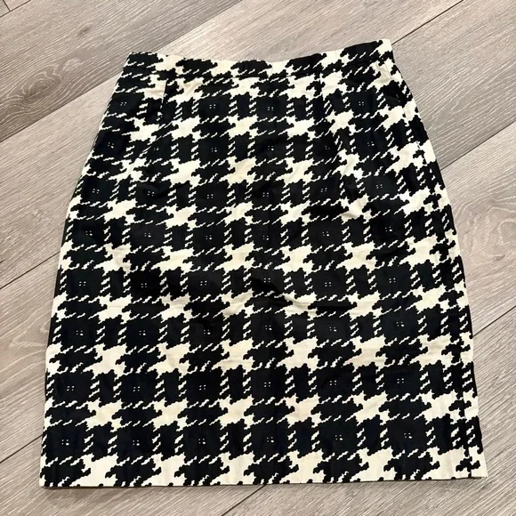 Weekend MaxMara Pencil Skirt Size 4 - Picture 2 of 6